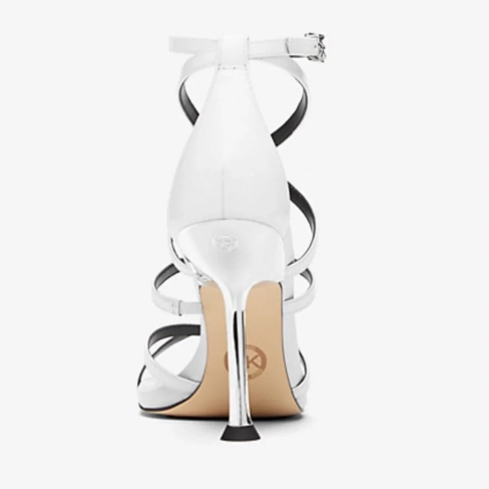 NEW! MICHAEL MICHAEL KORS Imani Patent Leather Sandal - Size 9.5 👠